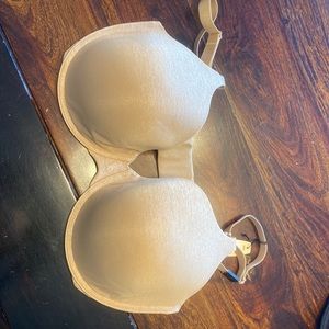 Victoria’s Secret Bra 38DD NWT
